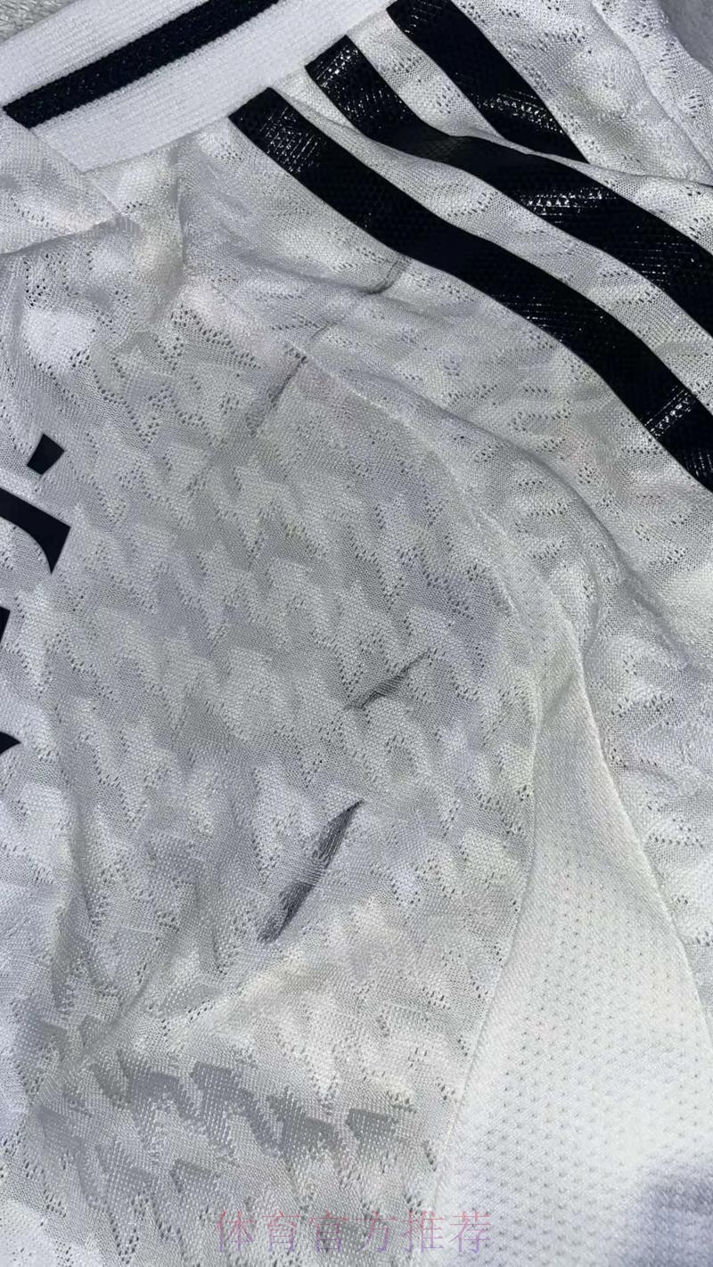 马卡：皇马为姆巴佩准备了8000万欧元签字费